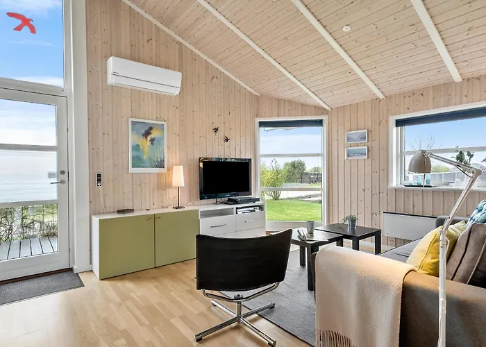 Stunning In With Kitchen Frorup